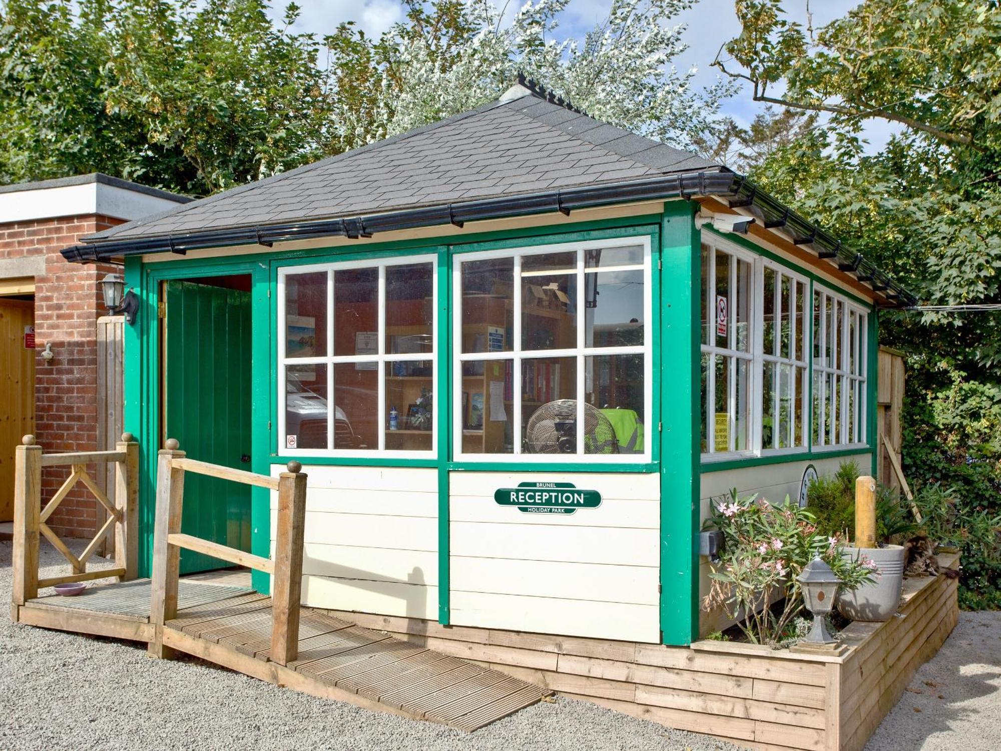 Brunel Boutique Railway Carriage 2 Dawlish Eksteriør billede